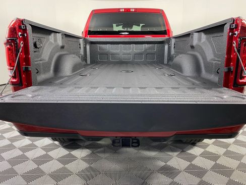 New 2026 RAM 3500 Big Horn AWD/4WD image 19