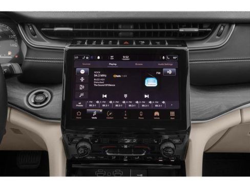Used 2022 Jeep Grand Cherokee L Limited RWD image 13
