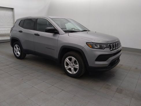 Used 2023 Jeep Compass Sport AWD/4WD image 11