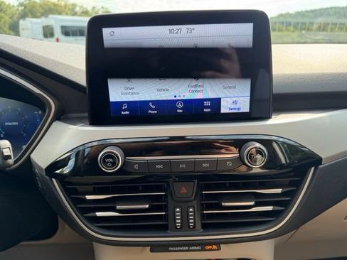 Used 2021 Ford Escape SEL w/ Technology Package FWD image 31