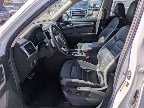 Used 2022 Volkswagen Atlas SEL Premium AWD/4WD image 18