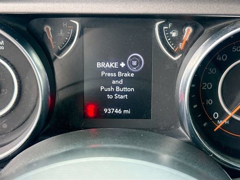 Used 2023 Jeep Wrangler Unlimited Sport AWD/4WD image 13