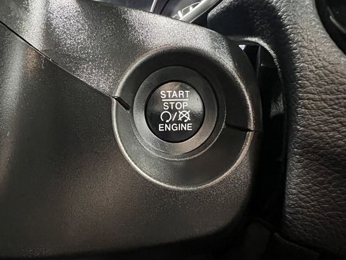 Used 2019 Jeep Compass Limited w/ Safety & Security Group AWD/4WD image 20