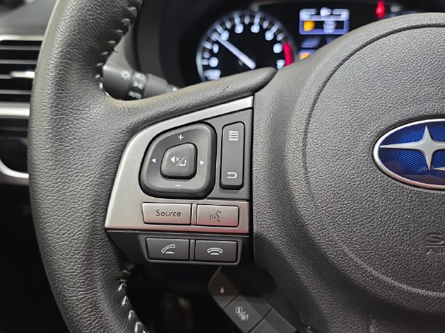 Used 2017 Subaru Forester 2.5i Touring AWD/4WD image 16