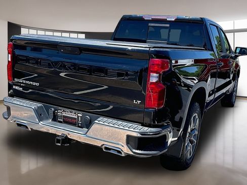 Used 2020 Chevrolet Silverado 1500 LT w/ Convenience Package AWD/4WD image 6