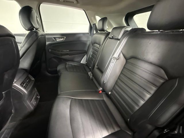 Used 2019 Ford Edge SEL w/ Equipment Group 201A AWD/4WD image 29