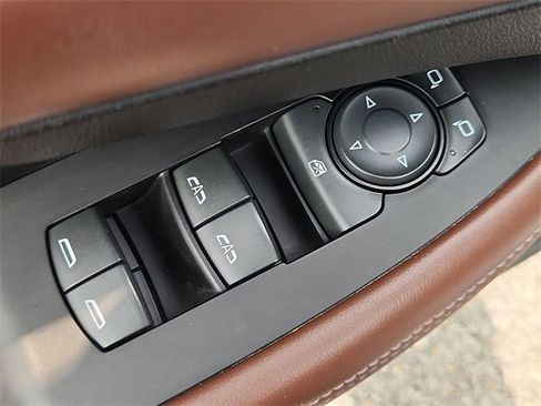 Used 2018 Buick LaCrosse Avenir image 23