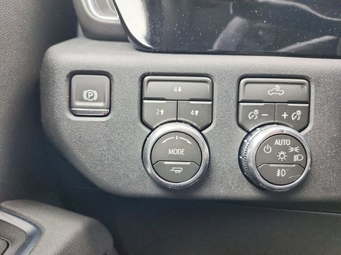 New 2026 GMC Sierra 3500 SLE AWD/4WD image 13