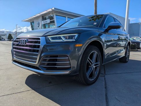 Used 2019 Audi SQ5 Premium w/ Convenience Package image 8