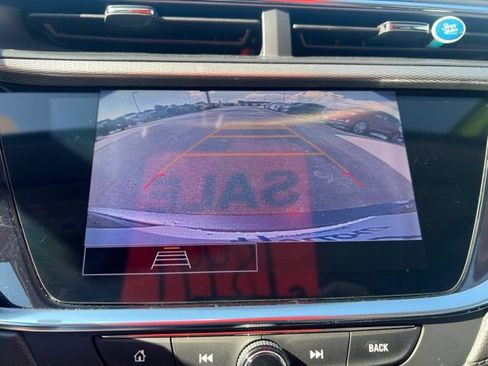 Used 2021 Buick Encore GX Select w/ Sport Touring Package FWD image 30