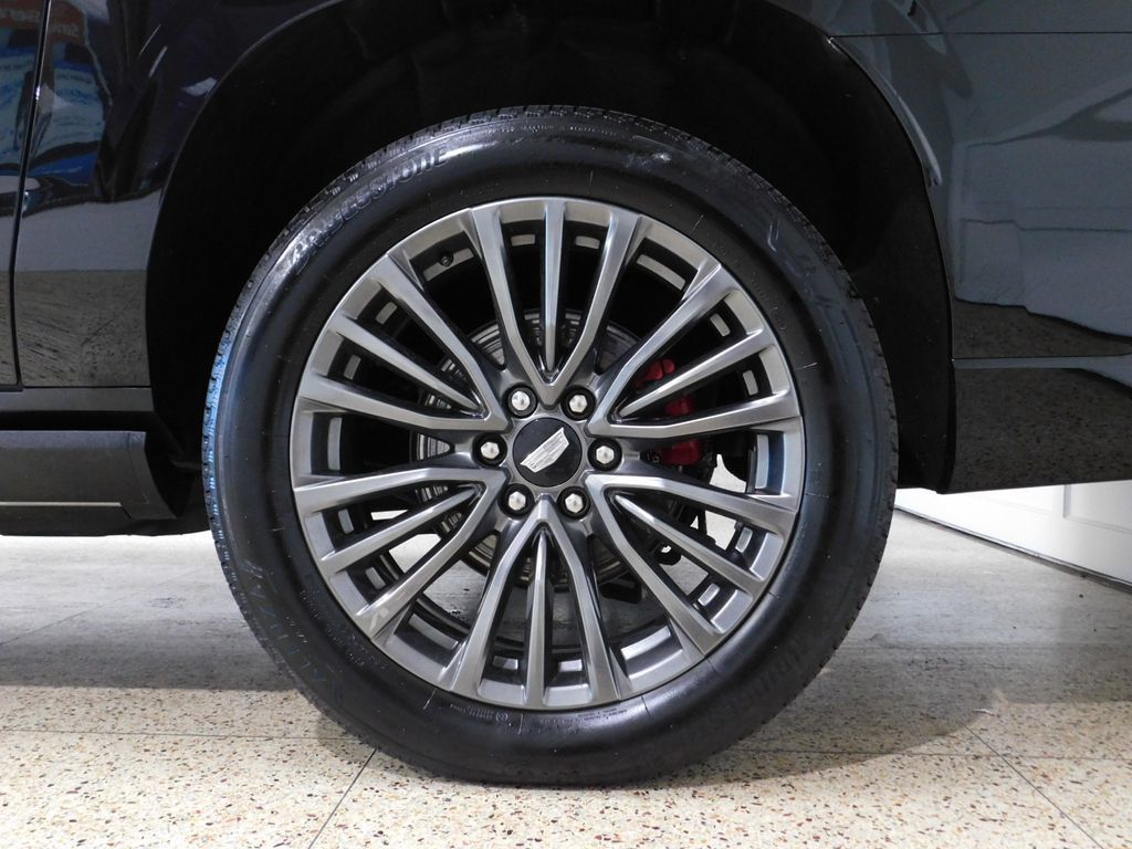 Used 2024 Cadillac Escalade ESV V w/ LPO, Floor Liner Package AWD/4WD image 97