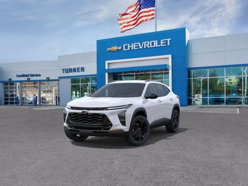 New 2026 Chevrolet Trax ACTIV w/ Driver Confidence Package FWD image 8