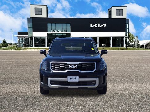 Used 2023 Kia Telluride SX Prestige AWD/4WD image 4