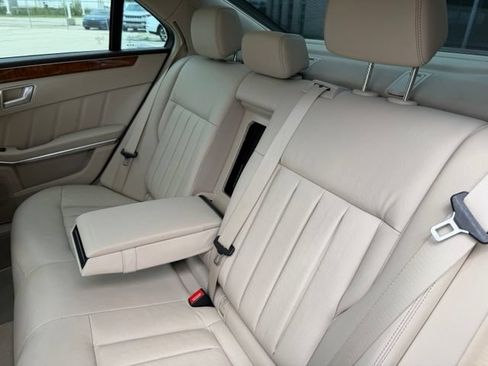 Used 2015 Mercedes-Benz E 400 Sedan image 27