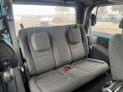 Used 2020 Jeep Wrangler Sport image 18