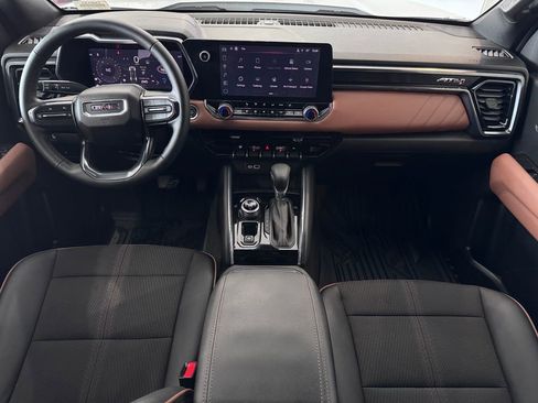 Certified 2025 GMC Canyon AT4 AWD/4WD image 12