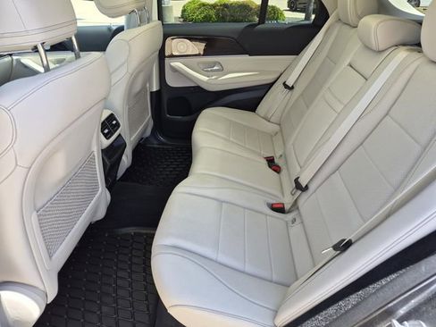 Certified 2025 Mercedes-Benz GLE 350 4MATIC image 17