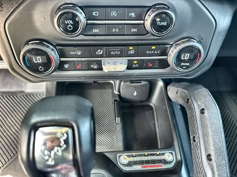 Used 2025 Ford Bronco Raptor AWD/4WD image 27