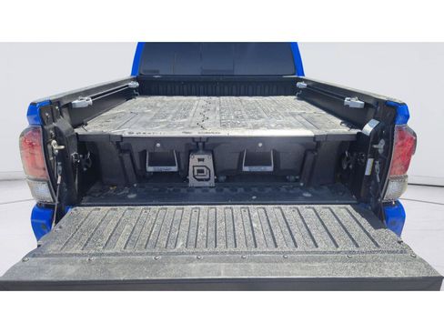 Used 2019 Toyota Tacoma TRD Pro AWD/4WD image 25