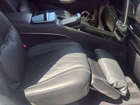 Certified 2024 Mercedes-Benz Maybach GLS 600 4MATIC image 23