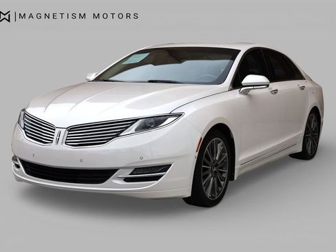 Used 2014 Lincoln MKZ w/ Equipment Group 102A Reserve image 6
