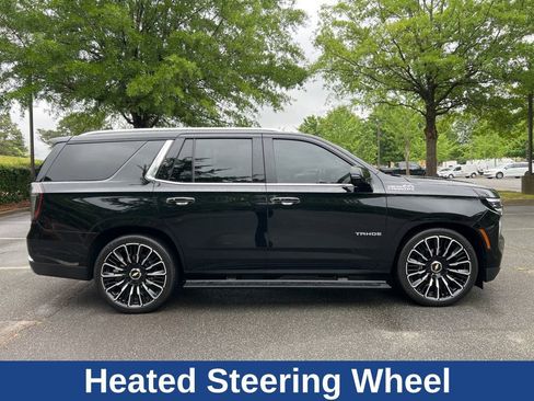 Used 2025 Chevrolet Tahoe High Country AWD/4WD image 5