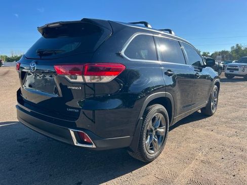 Used 2018 Toyota Highlander Limited Platinum AWD/4WD image 6