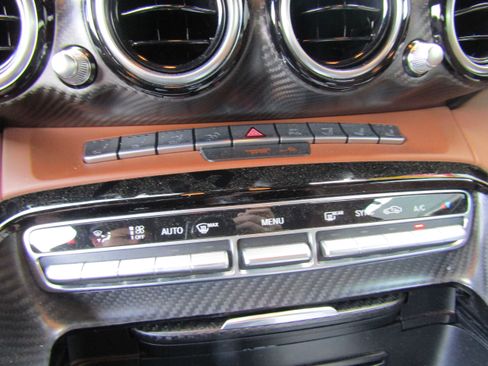 Used 2018 Mercedes-Benz AMG GT C image 15