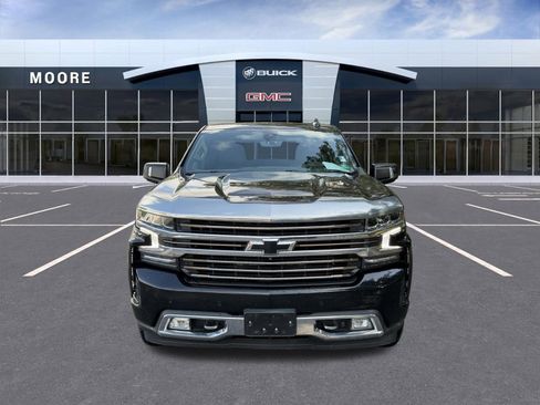 Used 2021 Chevrolet Silverado 1500 High Country w/ Technology Package AWD/4WD image 3