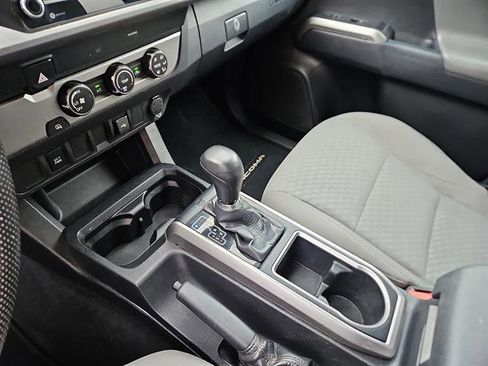 Used 2020 Toyota Tacoma SR5 image 20