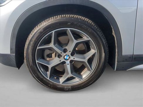 Used 2019 BMW X1 xDrive28i w/ Convenience Package AWD/4WD image 26