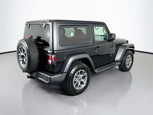 Used 2024 Jeep Wrangler Sport AWD/4WD image 7