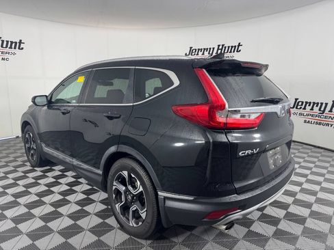 Used 2019 Honda CR-V Touring image 9