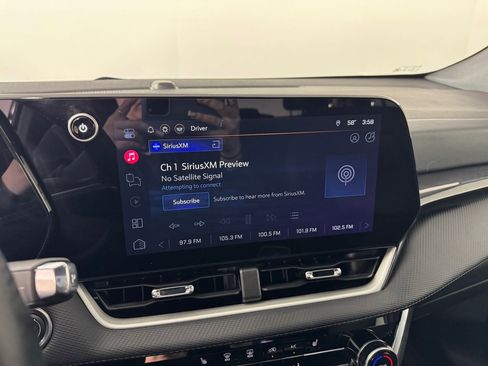 Used 2026 Chevrolet Equinox LT w/ Midnight Edition image 17