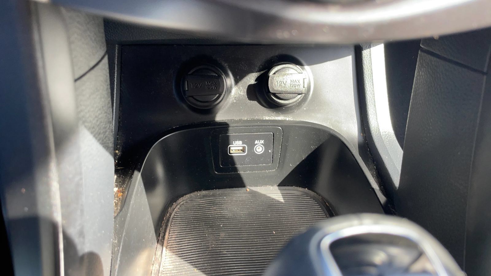 Used 2018 Hyundai Santa Fe FWD image 14