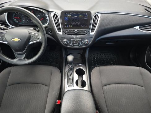 Used 2024 Chevrolet Malibu LS FWD image 14