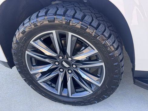 Used 2023 Cadillac Escalade ESV Sport w/ LPO, Floor Liner Package image 9