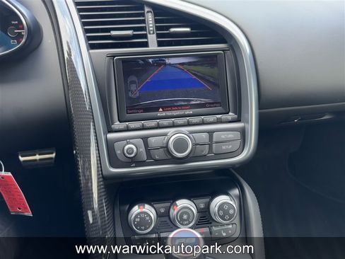 Used 2010 Audi R8 V10 image 6