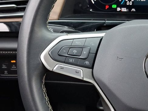 Used 2024 Volkswagen Atlas SE image 20