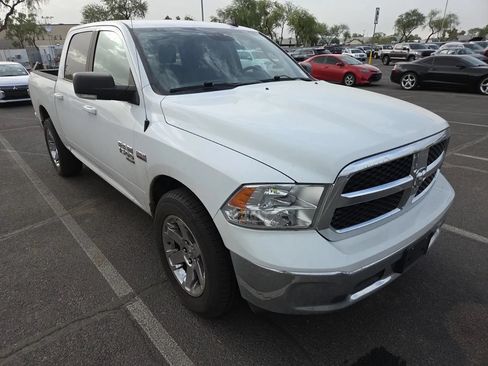 Used 2020 RAM 1500 Classic SLT w/ Luxury Group AWD/4WD image 5