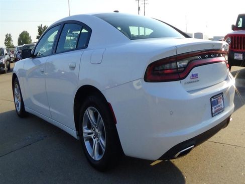 Certified 2022 Dodge Charger SXT image 8