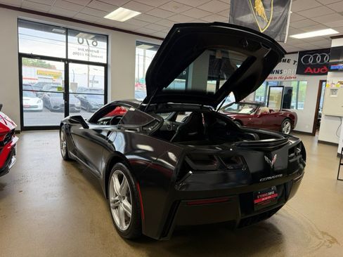 Used 2016 Chevrolet Corvette Stingray Coupe w/ Battery Protection Package RWD image 26