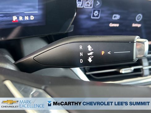 New 2026 Chevrolet Equinox EV LT image 24