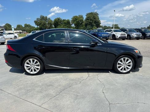 Used 2014 Lexus IS 250 RWD image 3