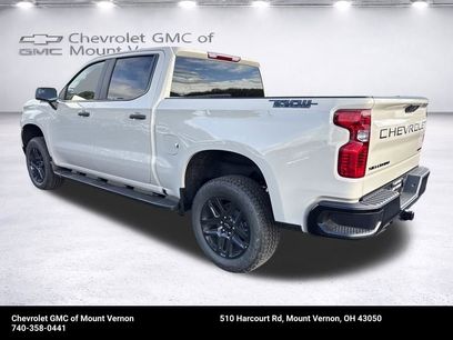 New 2026 Chevrolet Silverado 1500 Custom Trail Boss w/ Dark Appearance Package