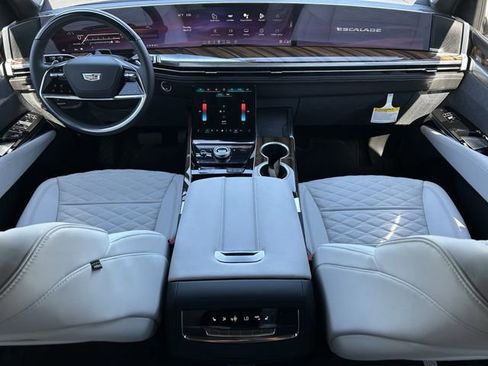 New 2026 Cadillac Escalade Platinum Sport w/ LPO, ONYX Package image 9