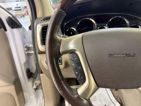 Used 2016 GMC Acadia Denali image 14
