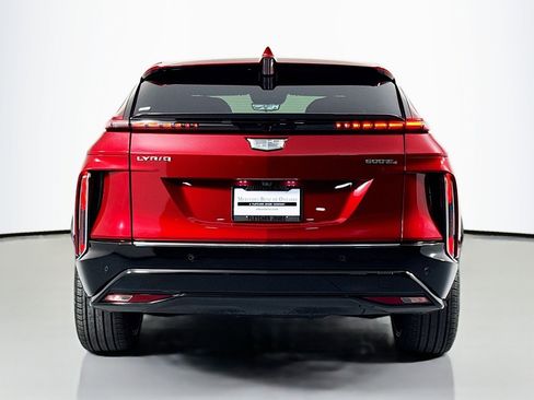 Used 2024 Cadillac Lyriq Luxury w/ LPO, Floor Liner Package image 3