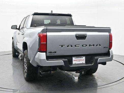 Used 2025 Toyota Tacoma SR5 AWD/4WD image 7
