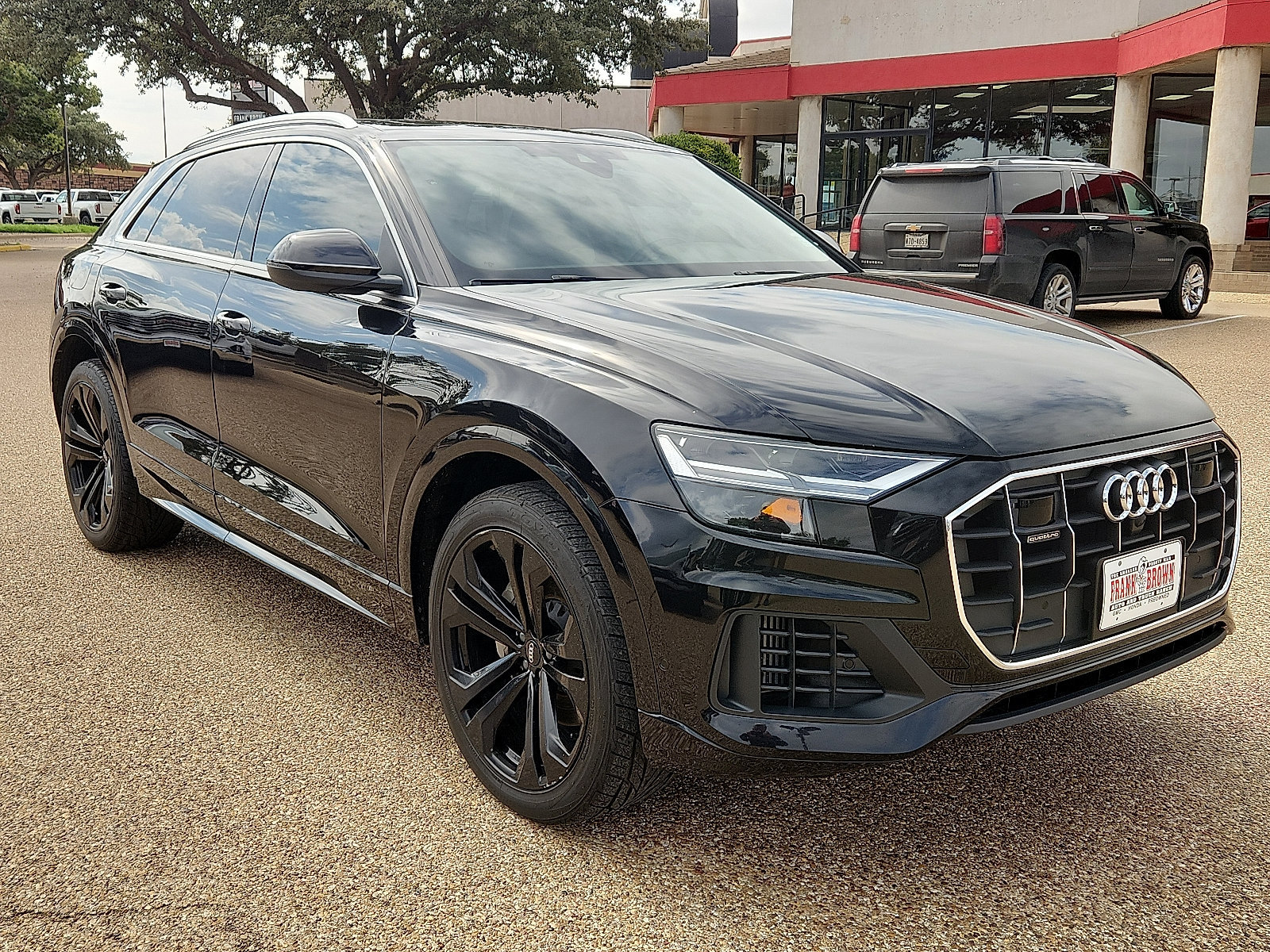 Used 2019 Audi Q8 Premium Plus w/ Premium Plus AWD/4WD image 7